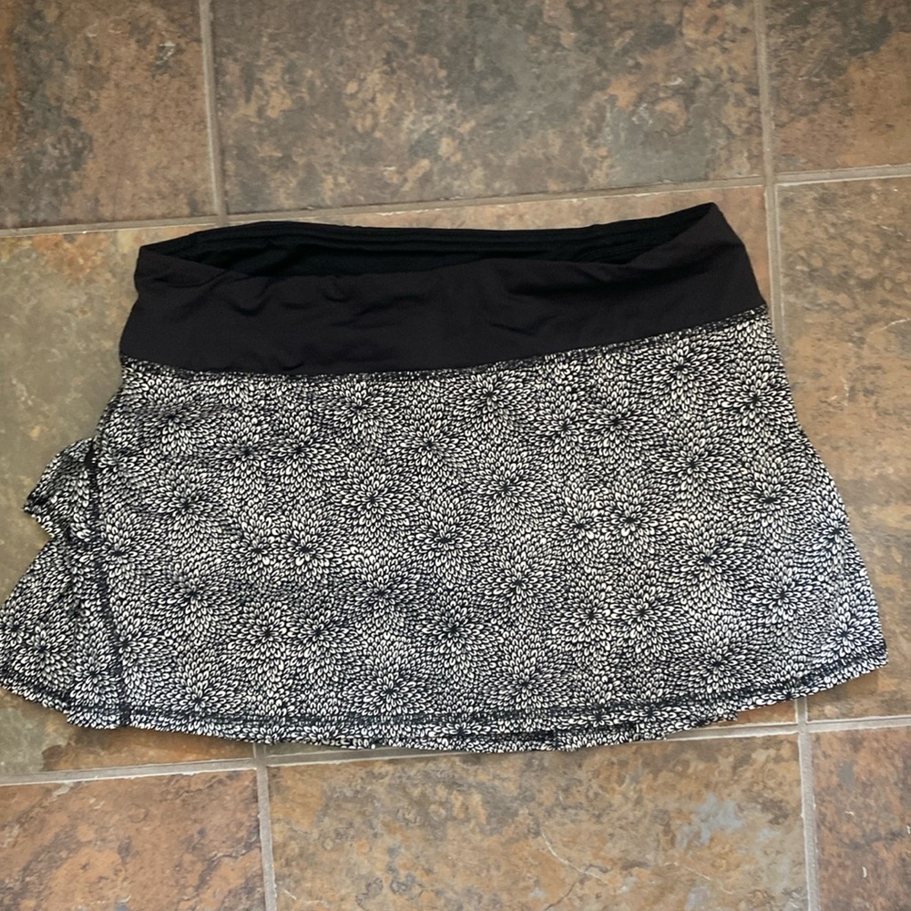 Lululemon skirt
